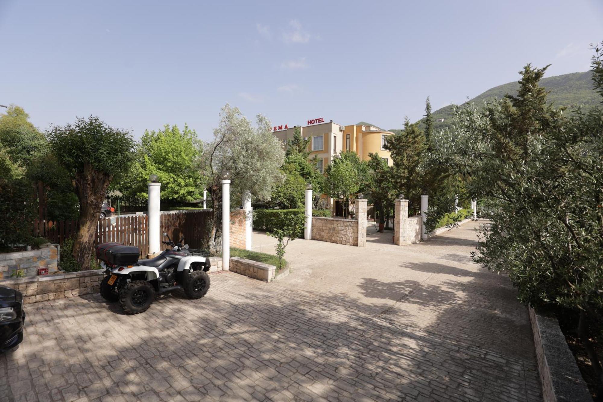 Mema Resort Mirash Εξωτερικό φωτογραφία